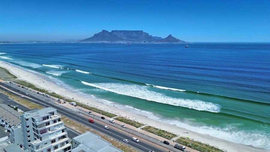 3 Bedroom Property for Sale in Bloubergrant Western Cape